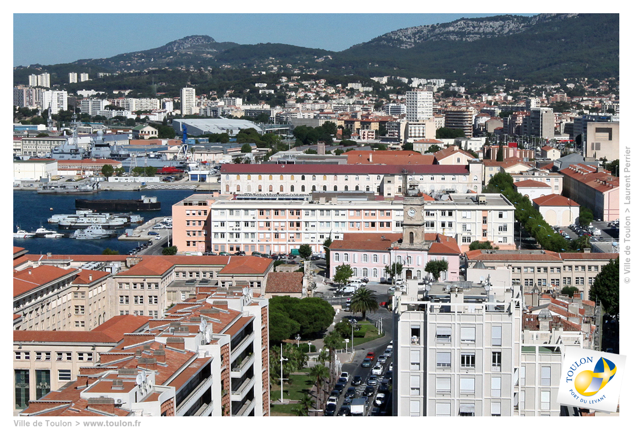 Vue aérienne de la tour de l'horloge