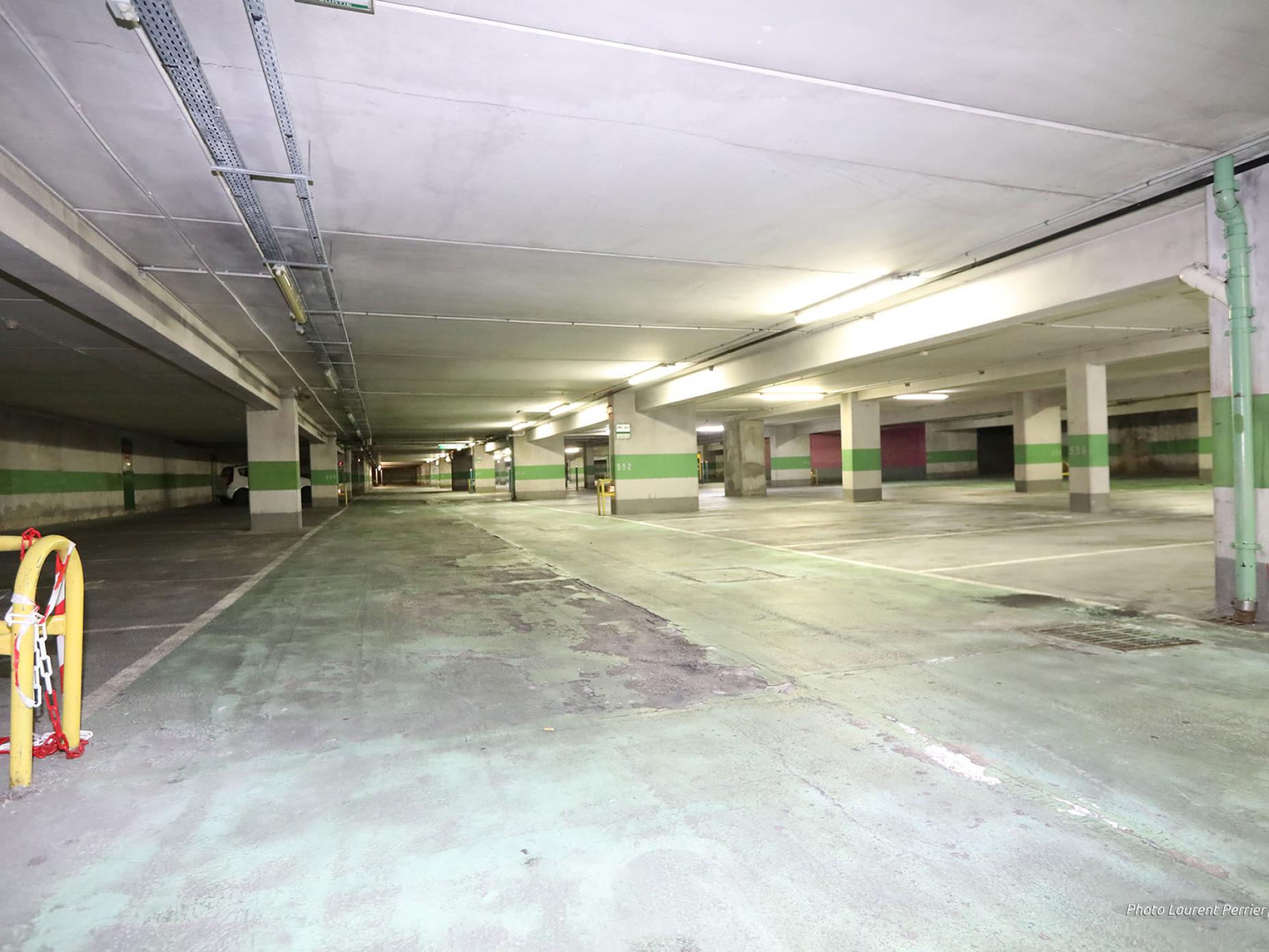 Parking Lafayette (AV)