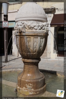 Fontaine du Vieux Palais